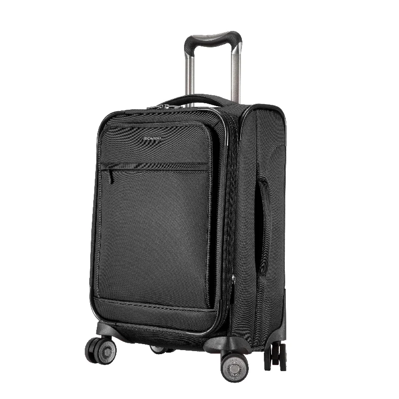 Hoodoo Softside Carry-on Spinner & 2-Piece Packing Cube Bundle