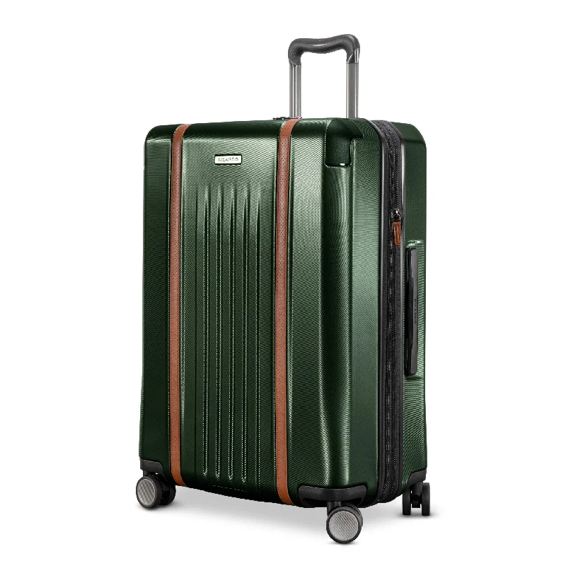 Montecito 2.0 Hardside Medium Check-in Expandable Spinner