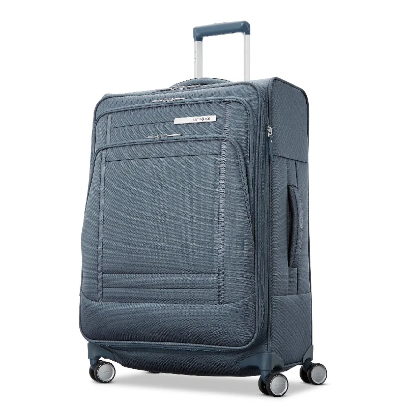 Samsonite UpLift Softside Medium Expandable Spinner