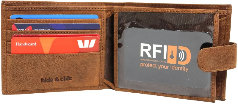 RFID Lined Hunter Leather Wallet. Style Number: 12047 Hide & Chic